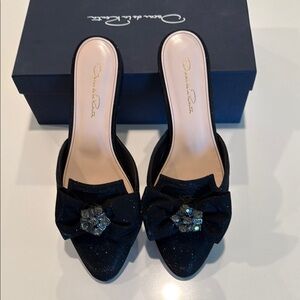 Oscar de la Renta Black Floral Embellished Mules
